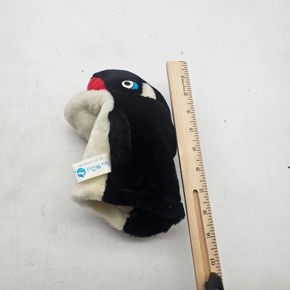 SeaWorld Whale Hand Puppet Plush Stuffed Animal Toy Small Black Washable Cute